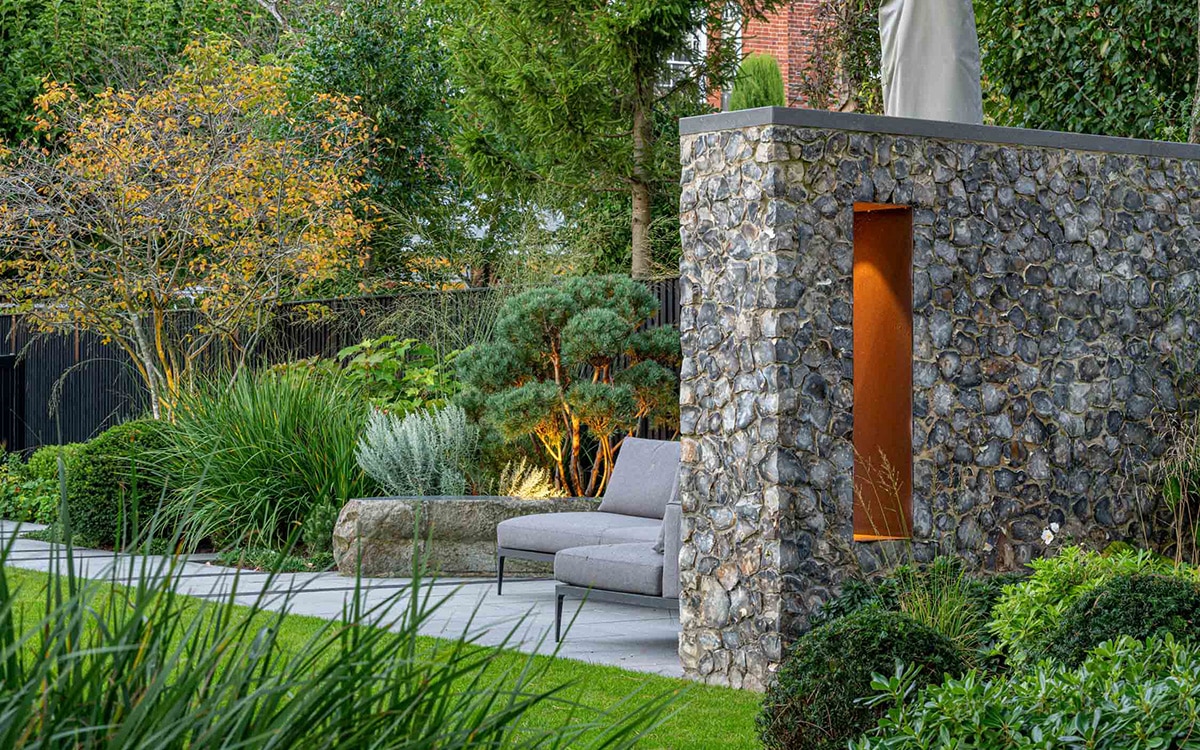 Marlow Garden by Gavin McWilliam MSGLD at McWilliam Studio