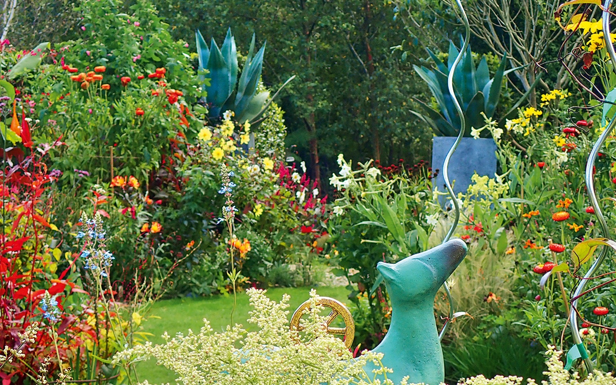 Ardan Flower and Sculpture Garden