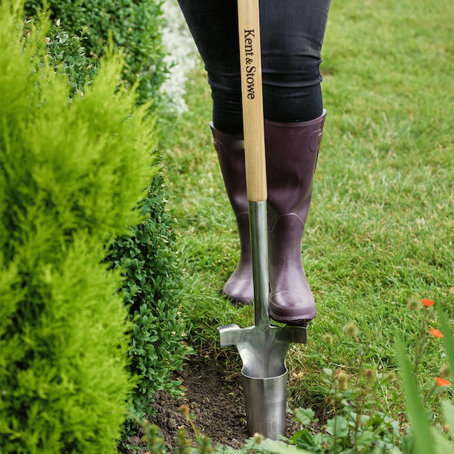 Kent & Stowe long handled bulb planter