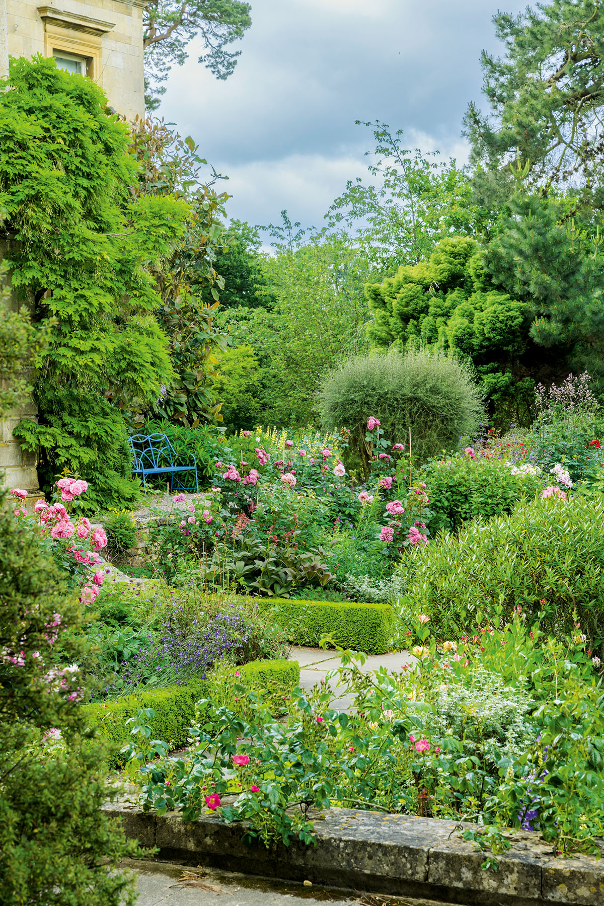 Kiftsgate Court gardens to visit The Cotswolds